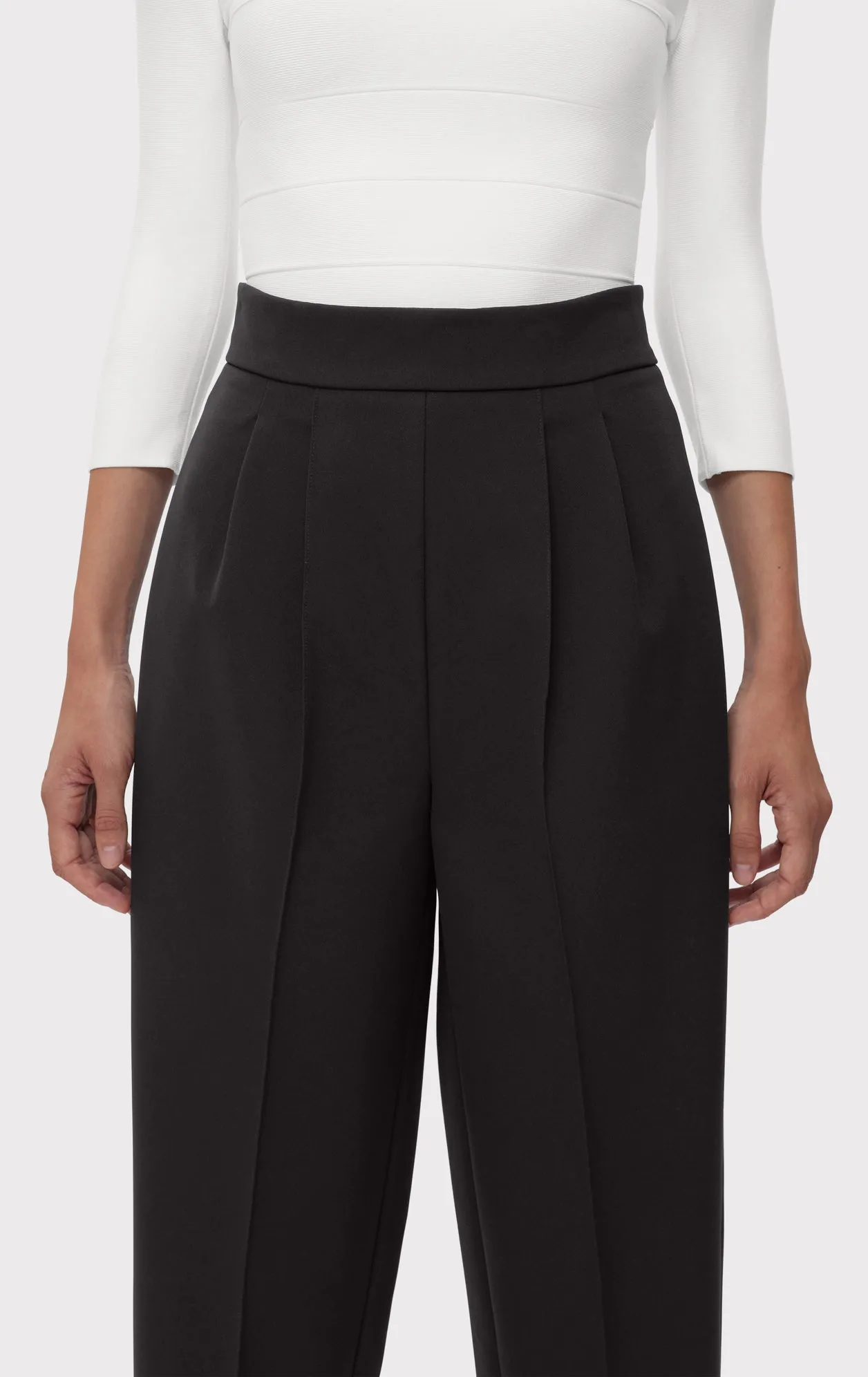 HIGH WAIST PLEATED TAPERED PANTS