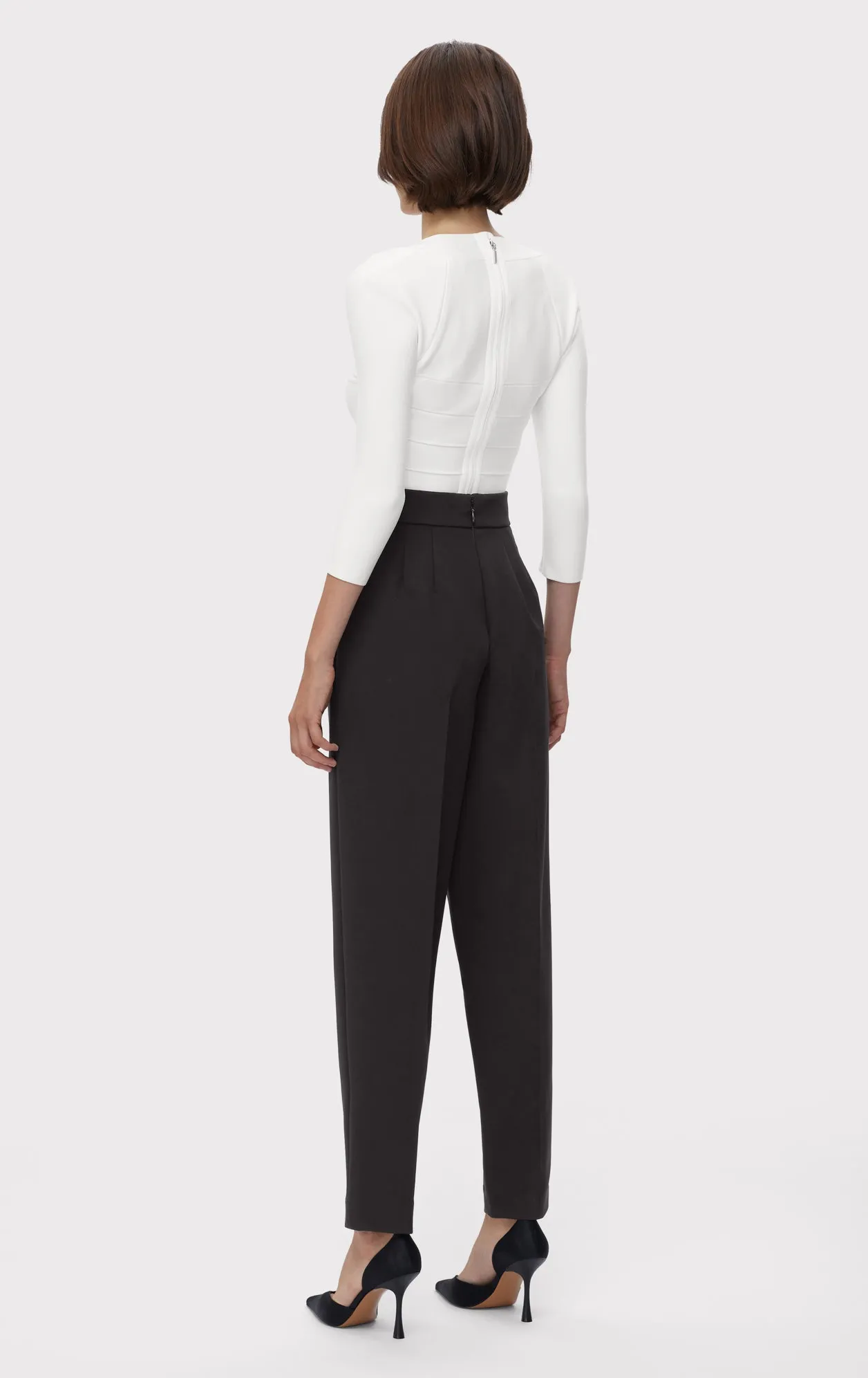 HIGH WAIST PLEATED TAPERED PANTS