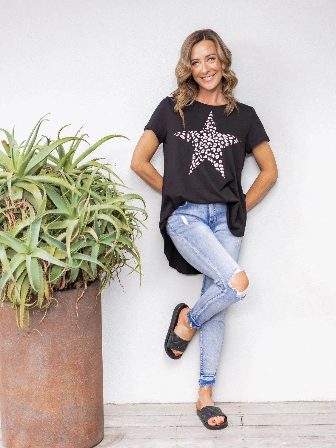 Maggie Leopard Star Tee - Black